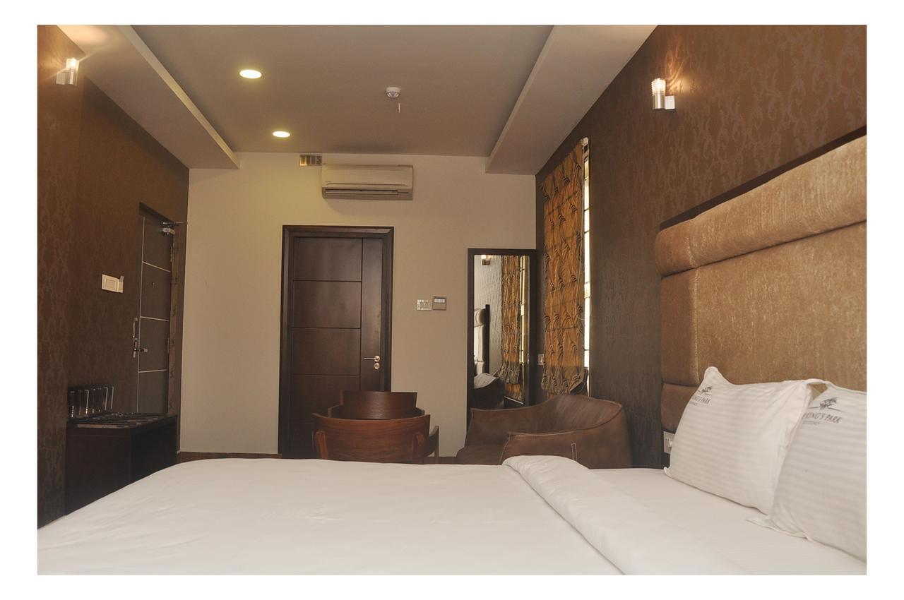 The Kings Park Residency Hotel Chennai Eksteriør billede